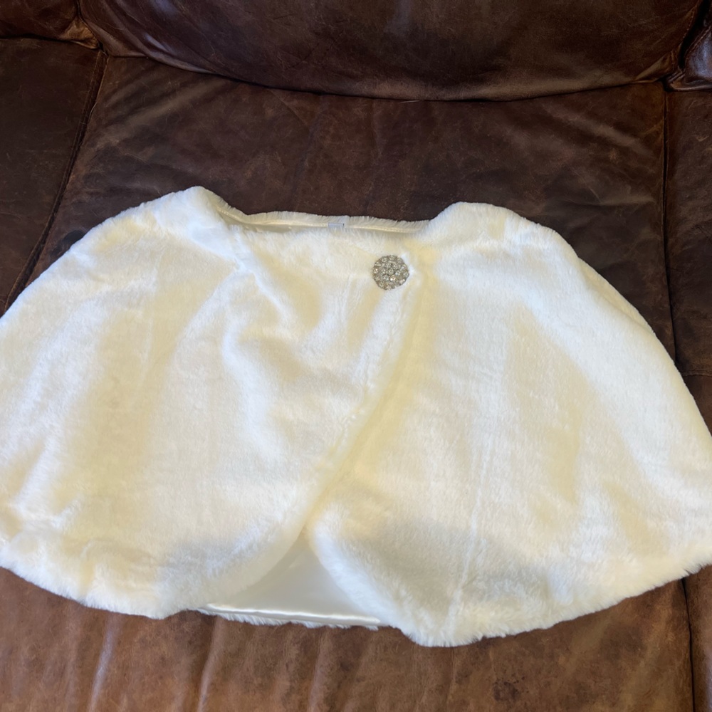 Beautiful white faux fur wrap